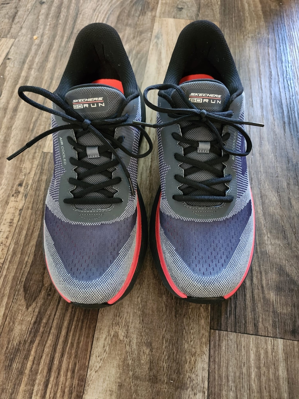 Men's Skechers GO RUN SKX Slip Ins Gray and Coral Running Shoes Sz 12